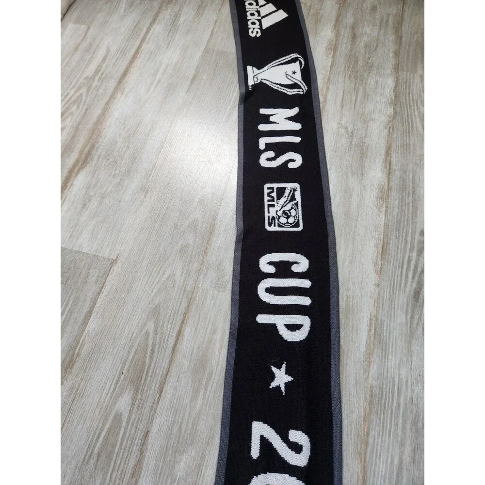 LA Galaxy MLS Cup 2014 Champions Scarf Adidas Soccer Fan Knit Fringe Black Gray
